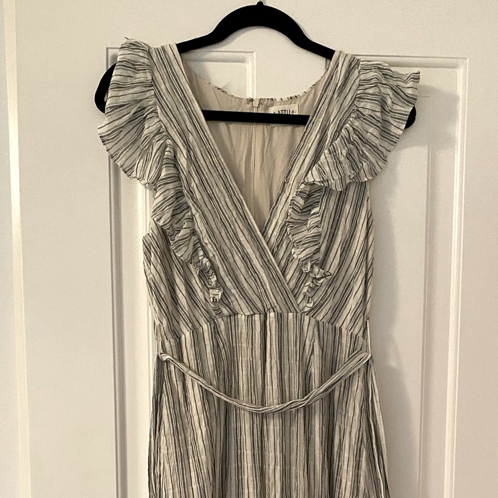 Peasant dress size small